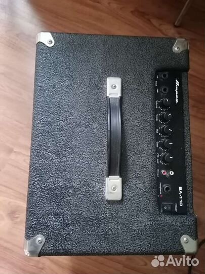 Басовый комбоусилитель ampeg ba-110