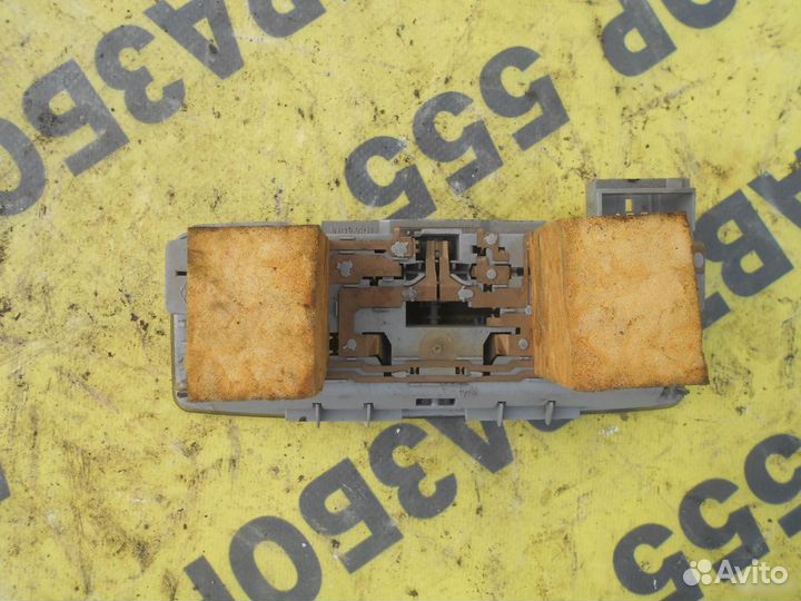 Плафон салонный для Nissan Primera P12E 2002-2007