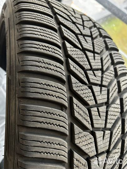 Hankook Winter I'Cept Evo 3 W330 235/45 R19 99V