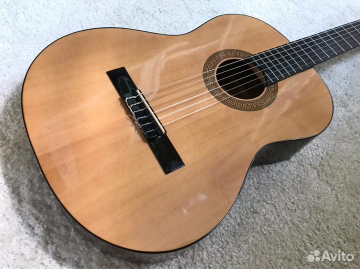 Hohner HC 06, классическая гитара
