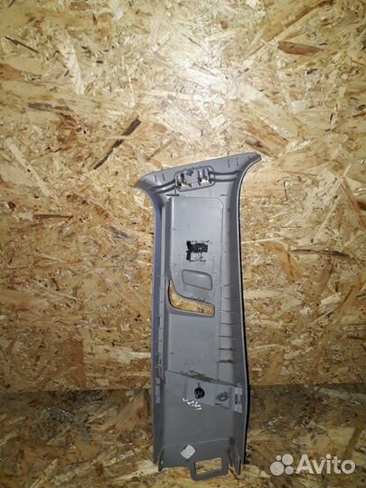 Обшивка стойки Opel Zafira A05 Z16XEP 2007