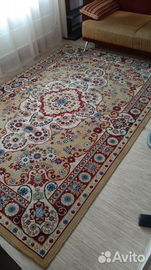 Продам ковер 2 х 3 м, шерсть, б/у