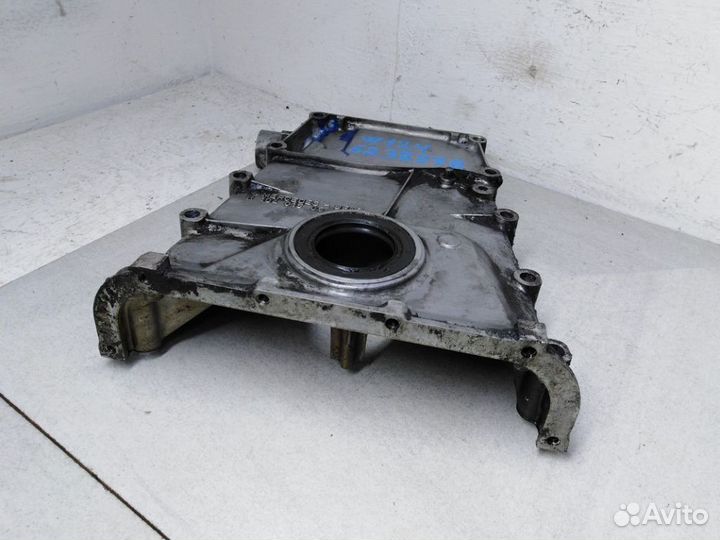 Крышка двигателя передняя