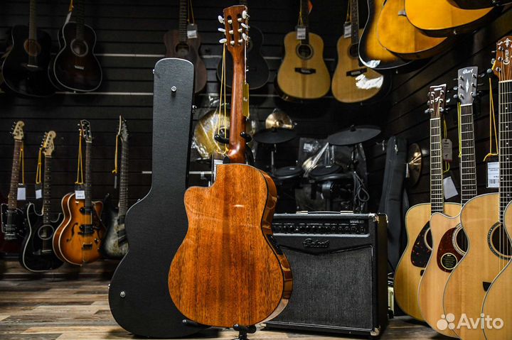 Электроклассическая Гитара Cort (Комплект)