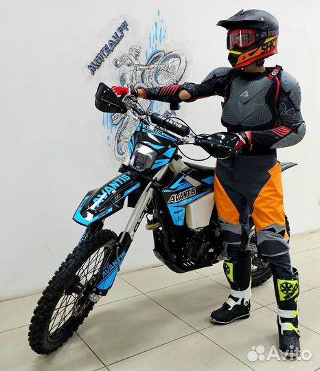 Мотоцикл Avantis Enduro 250 EFI Exclusive PR300