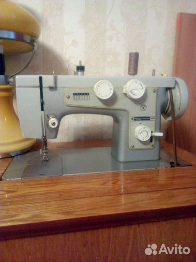 Швейная машинка 