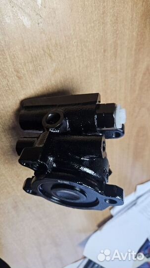 Насос гидроусилителя Toyota 7AFE AT211 AT191 44320