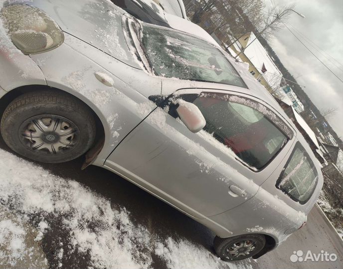 Toyota Vitz 1.0 AT, 2000, 157 000 км