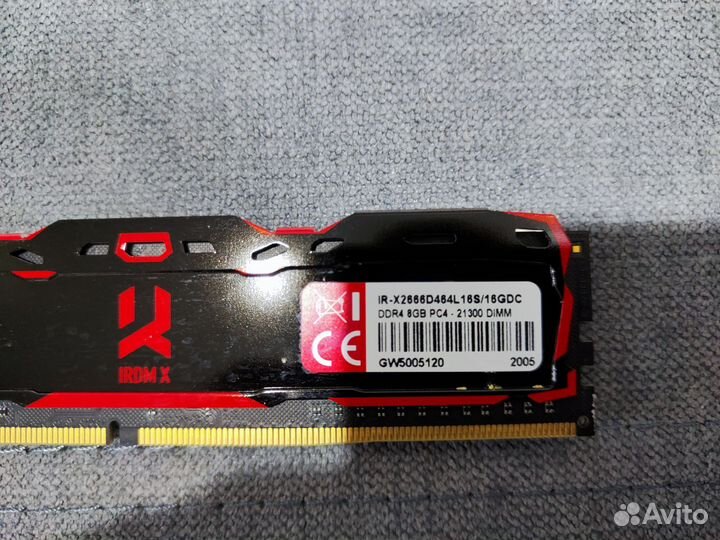 Goodram irdm X 8 гб DDR4 2666 мгц dimm CL16