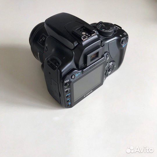 Зеркальный фотоаппарат