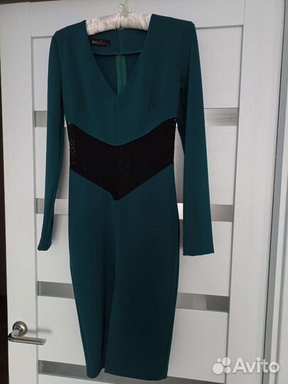 Продам новое платье