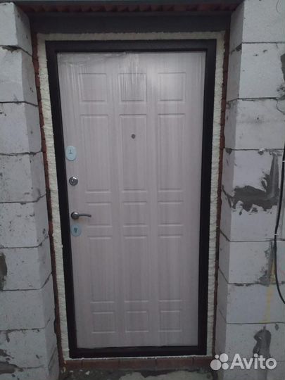 Дверь входная