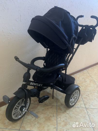 Детский велосипед с ручкой