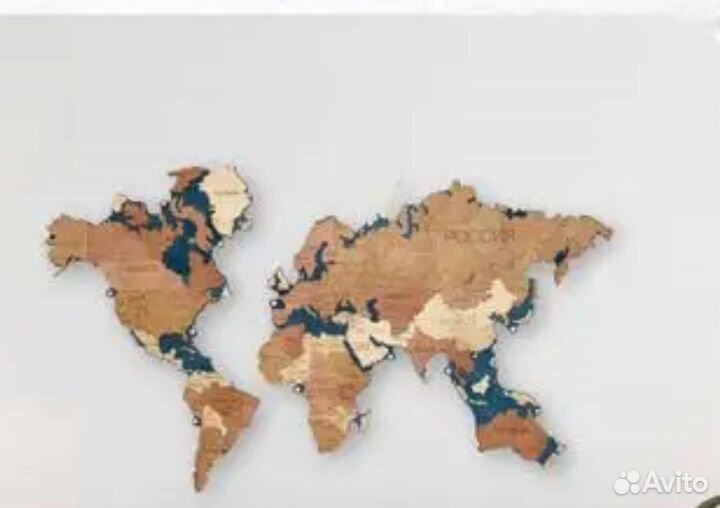 Деревянная карта мира