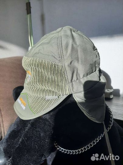 Демисезонная шапка из плащёвки на завязках