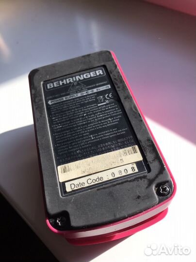 Behringer HM300- Педаль эффектов 