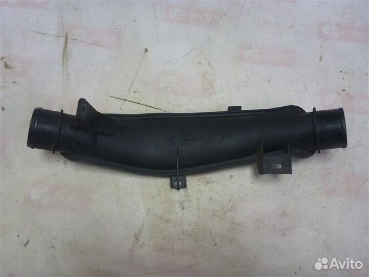 Патрубок Peugeot 408 седан 10F 2012