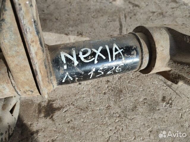 Кулак поворотный передний левый передний левый