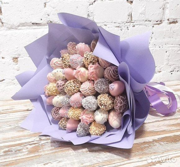 Набор из клубники в шоколаде