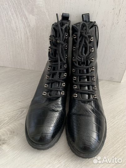 Ботинки женские