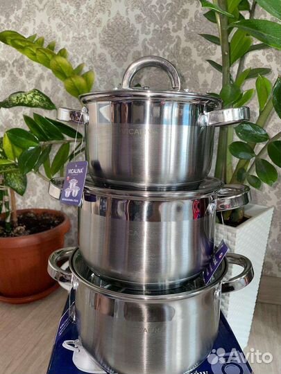 Набор кастрюль