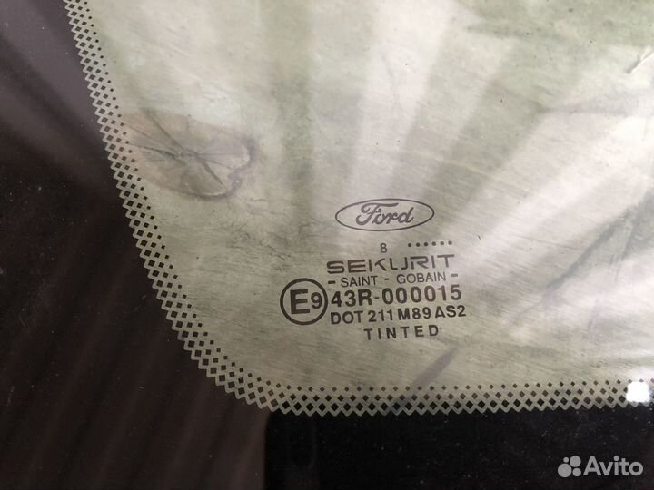 Стекло кузовное глухое Ford Focus 1