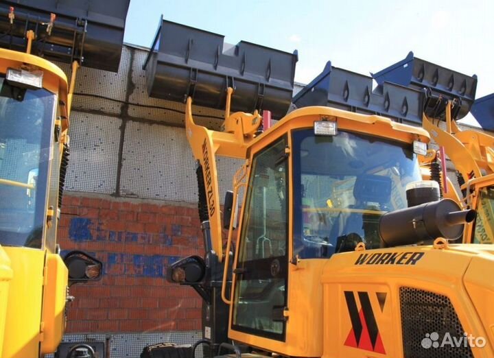 Фронтальный погрузчик Worker ZL30, 2023