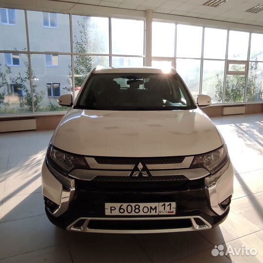 Mitsubishi Outlander 2.0 CVT, 2021, 74 833 км