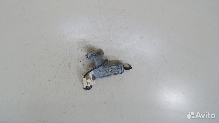 Замок зажигания Pontiac Vibe 1, 2003