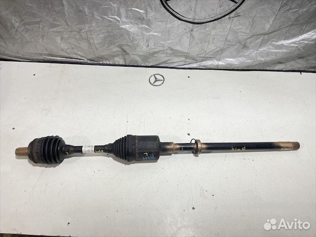 Привод передний левый Мерседес x204 GLK