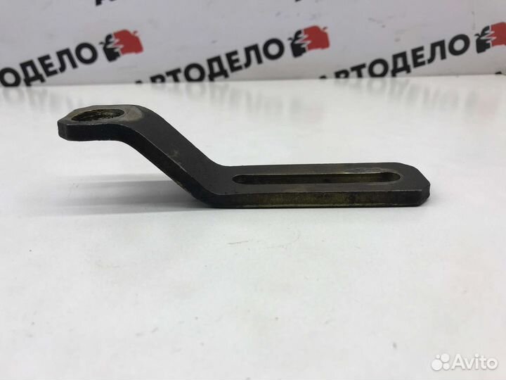 Кронштейн генератора Daewoo Nexia N100 2007 г.в