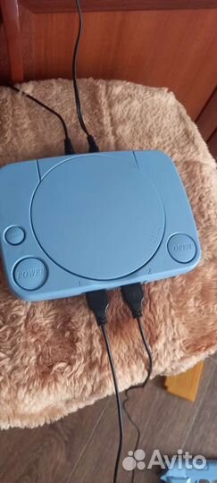 Игровая приставка dendy