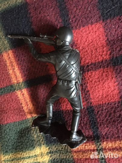 Снайпер солдат