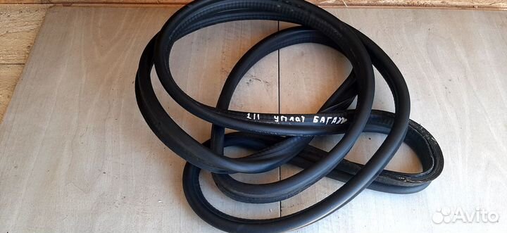 Уплотнитель крышки багажника Mercedes E-Class W211