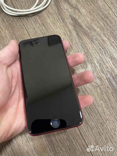 iPhone SE (2020), 64 ГБ