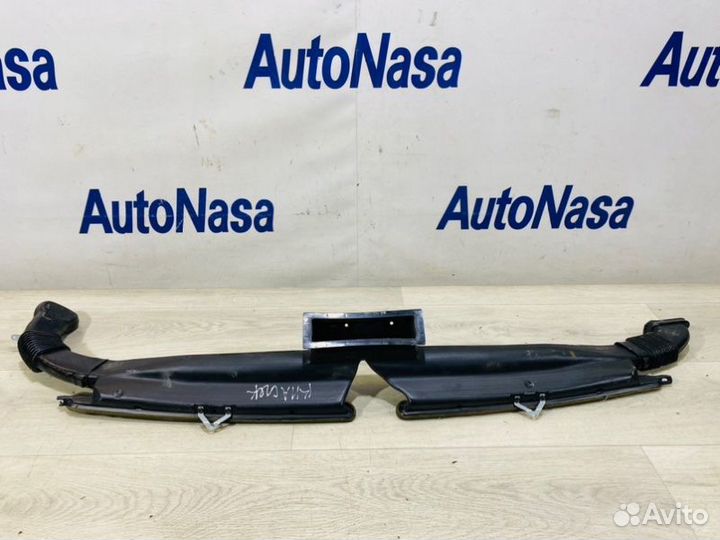 Воздуховод отопителя центральный Kia Spectra седан