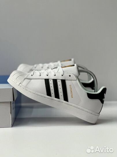 Кроссовки Adidas superstar