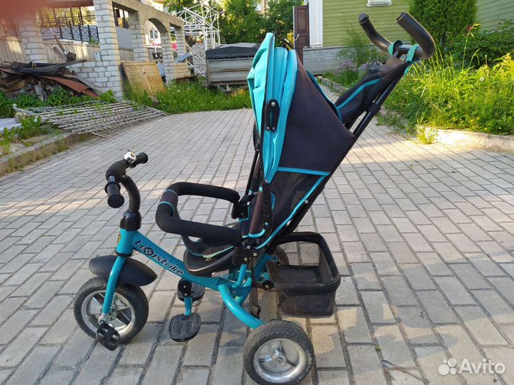 Трехколесный велосипед