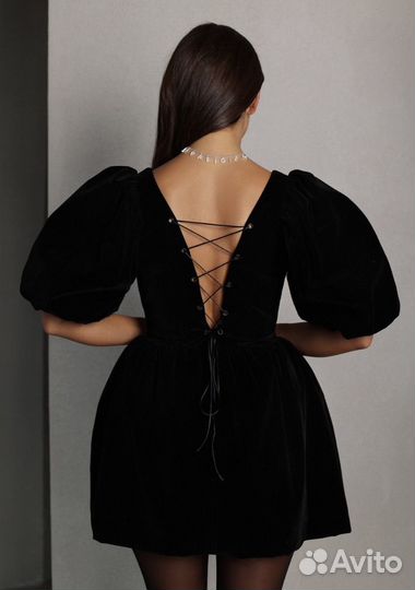 Платье мини из бархата