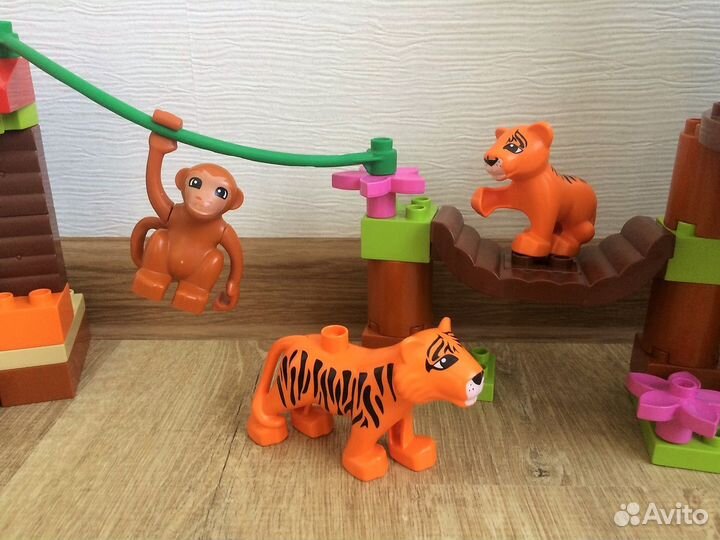 Конструктор lego duplo Тропический остров