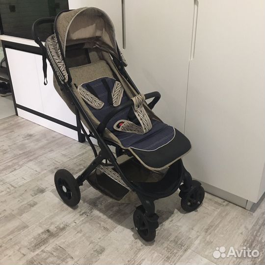 Прогулочная коляска BabyHit