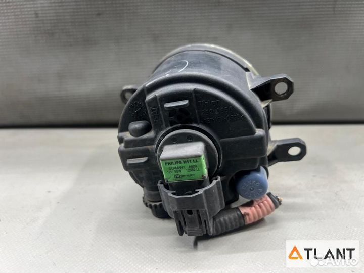 Туманка передняя правая toyota vanguard