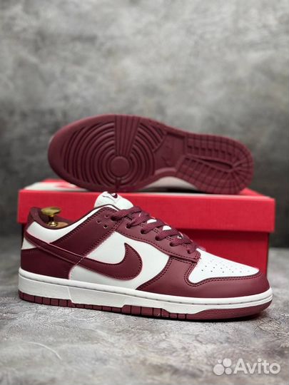 Кроссовки Nike Dunk New