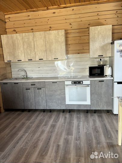 Кухонный гарнитур бу в хорошем состоянии