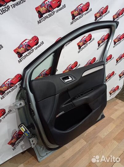 Дверь передняя правая в сборе Citroen C4 2011