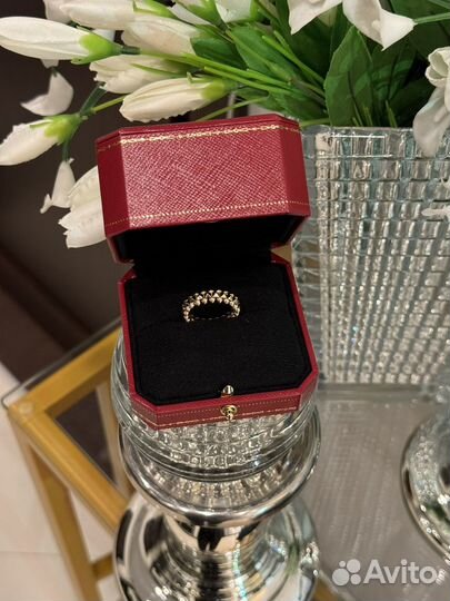 Кольцо messika