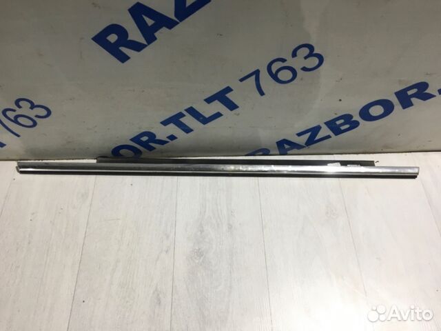 Уплотнитель стекла наружний audi A4 b8