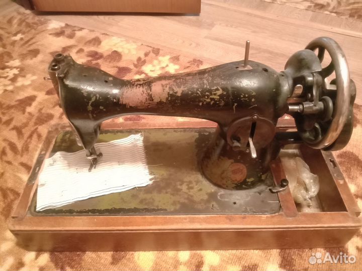 Швейная машинка пмз им. Калинина