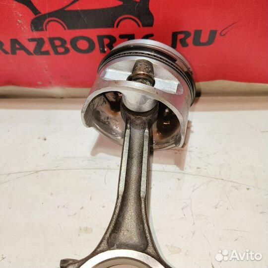 Поршень с шатуном Hyundai Accent 2 1.5 G4EB