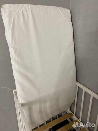 Кровать для новорожденных с матрасом
